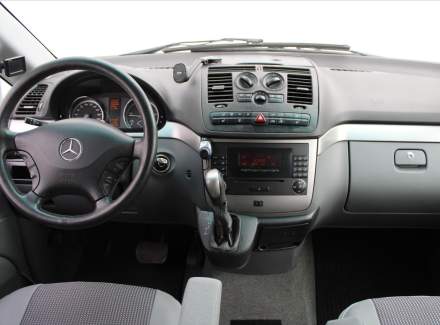 Mercedes-Benz - Viano