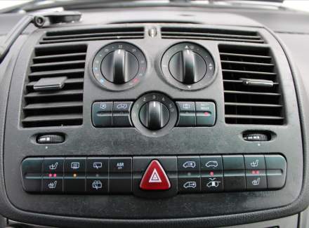 Mercedes-Benz - Viano