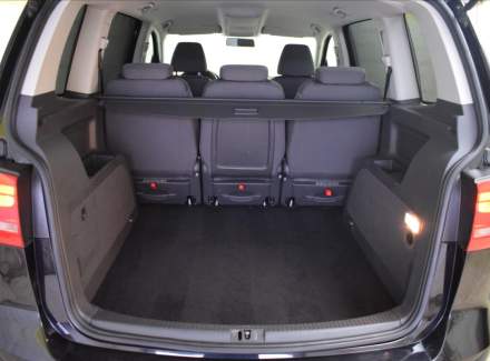 Volkswagen - Touran