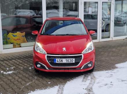 Peugeot - 208