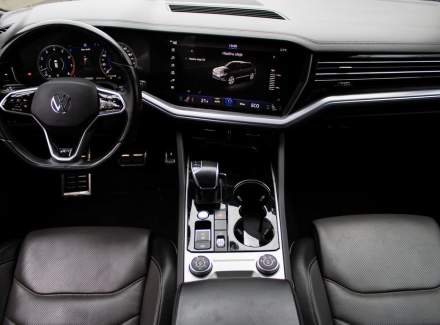 Volkswagen - Touareg