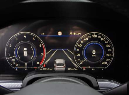 Volkswagen - Touareg