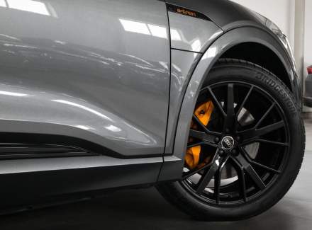 Audi - E-tron