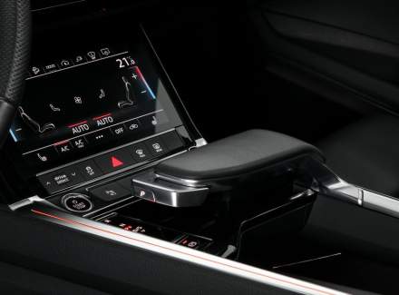 Audi - E-tron