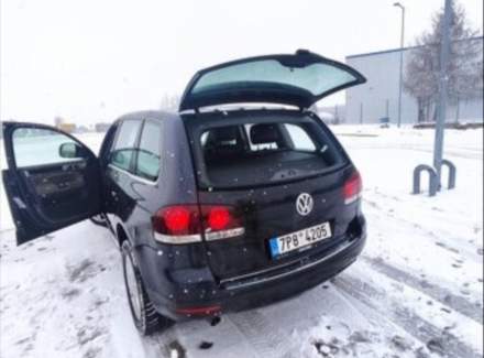 Volkswagen - Touareg