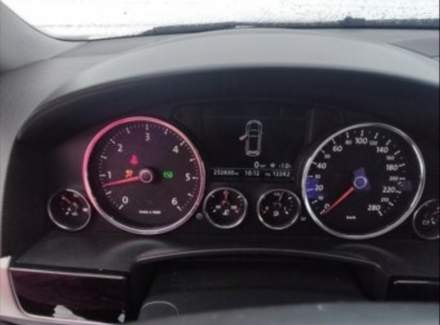 Volkswagen - Touareg