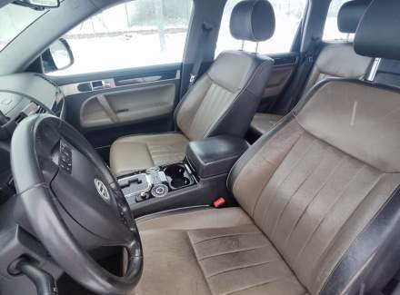 Volkswagen - Touareg