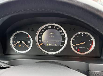 Mercedes-Benz - C-class