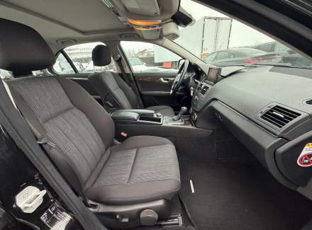 Mercedes-Benz - C-class
