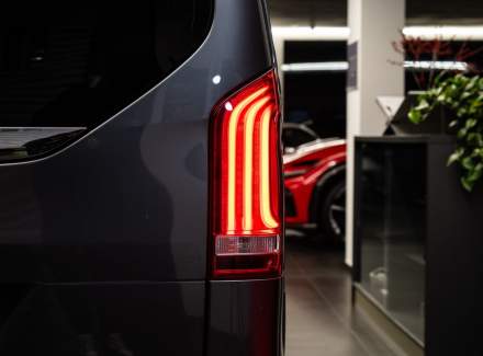 Mercedes-Benz - V-class