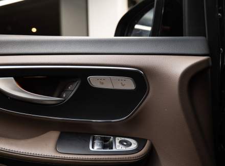 Mercedes-Benz - V-class