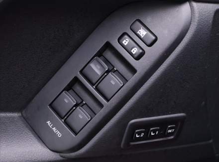 Toyota - Land Cruiser