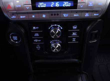 Toyota - Land Cruiser