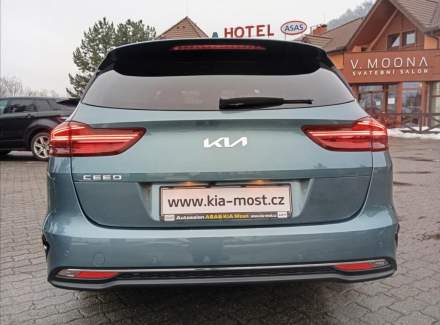 Kia - Cee'd