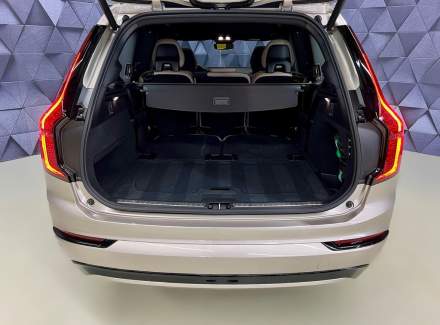 Volvo - XC90
