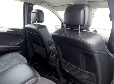 Mercedes-Benz - M-class