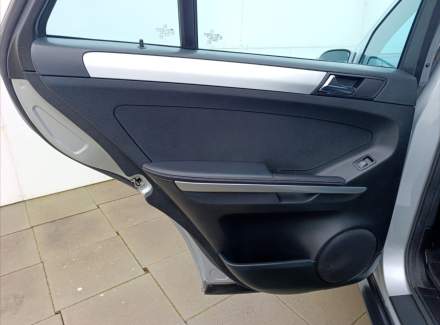 Mercedes-Benz - M-class