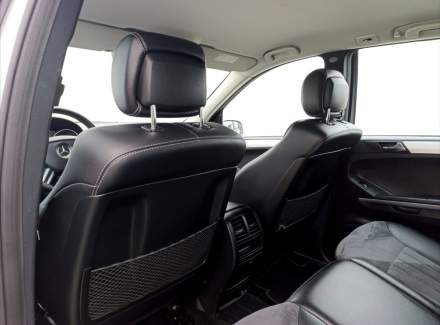 Mercedes-Benz - M-class