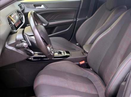 Peugeot - 308