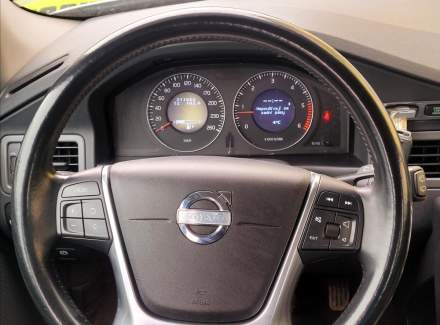 Volvo - V70