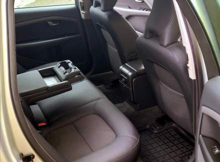 Volvo - V70