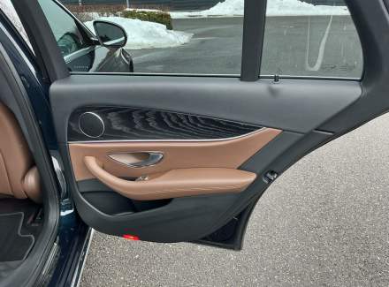 Mercedes-Benz - E-class