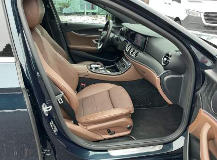 Mercedes-Benz - E-class