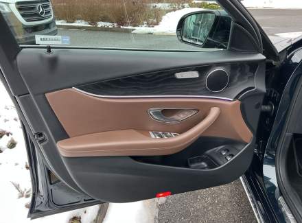 Mercedes-Benz - E-class