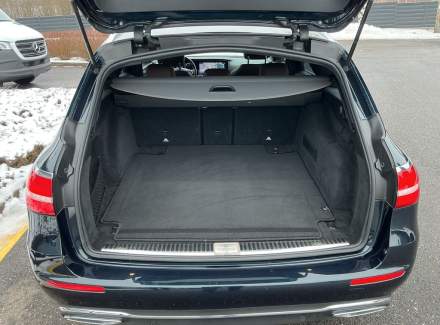 Mercedes-Benz - E-class