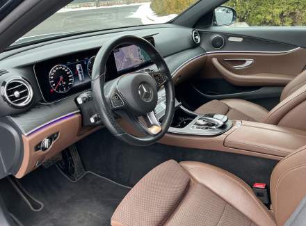 Mercedes-Benz - E-class