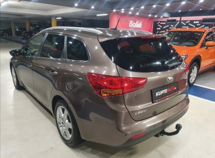 Kia - Cee'd