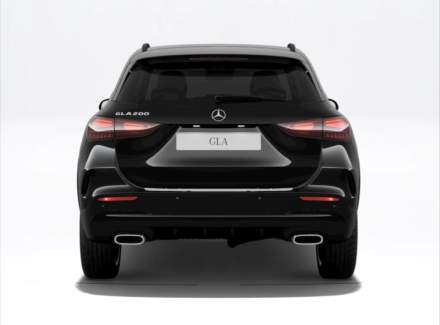 Mercedes-Benz - GLA
