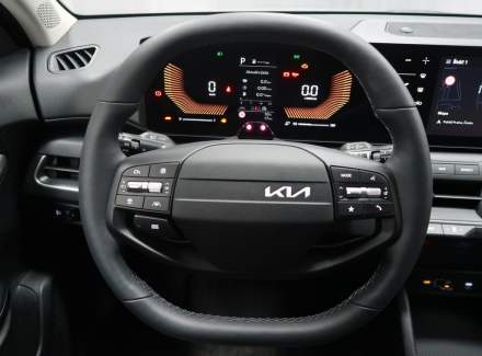 Kia - K4