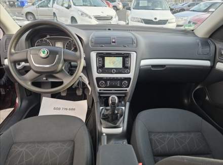 Škoda - Octavia