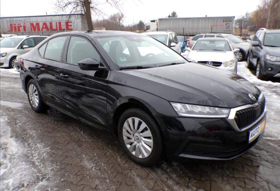 Škoda - Octavia