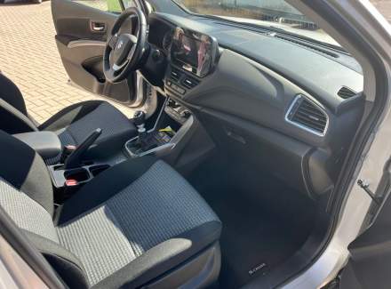 Suzuki - SX4