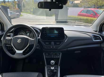 Suzuki - SX4