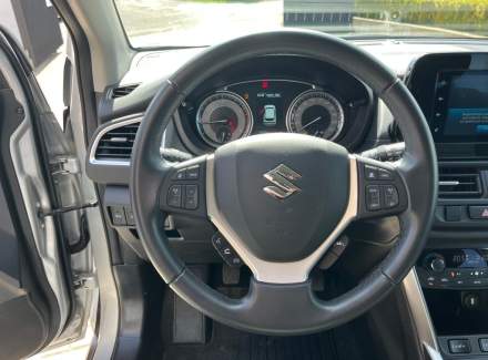 Suzuki - SX4