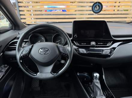 Toyota - C-HR