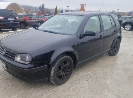 Volkswagen - Golf