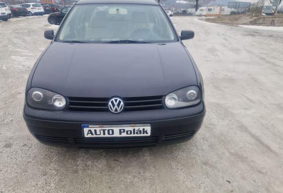Volkswagen - Golf