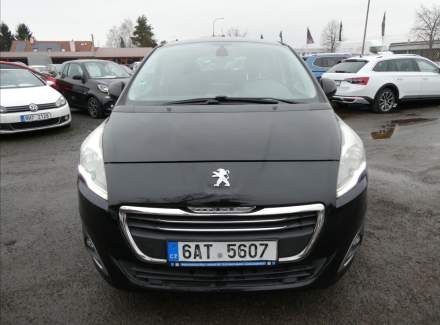 Peugeot - 5008