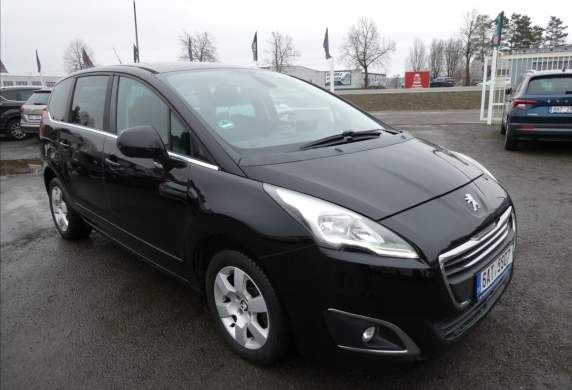 Peugeot - 5008