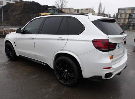 BMW - X5