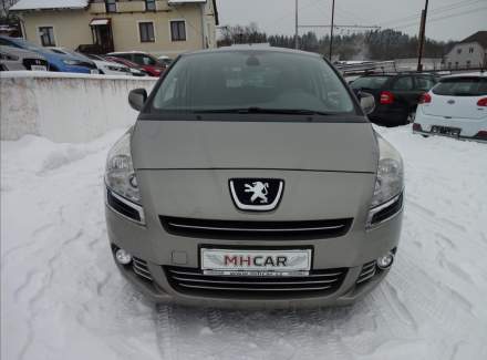 Peugeot - 5008