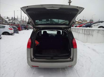 Peugeot - 5008