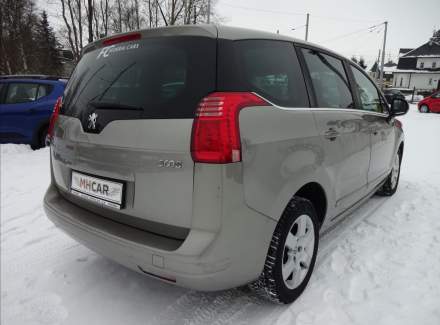 Peugeot - 5008