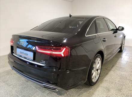 Audi - A6