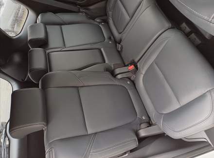 Mitsubishi - Outlander