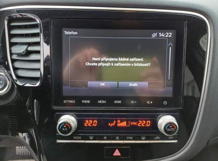 Mitsubishi - Outlander